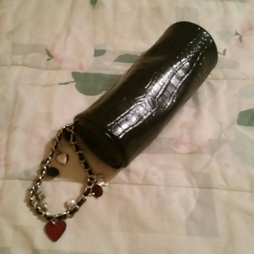 Liz Claiborne charm bracelet purse - Picture 2 of 7